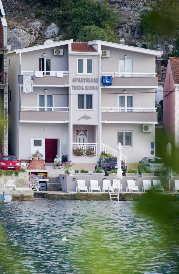 Apartments Tiho & Jelena Blace Bagian luar foto